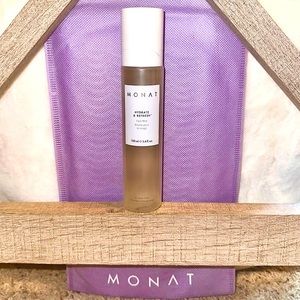 Monat Hydrate and Refresh Face Mist Primer & Setting Hydrating Spray